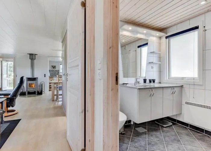 Gudrid - 500m From The Sea By Interhome *